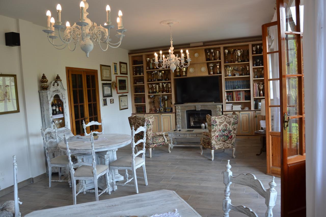 B&B Villa Il Poggiolino Molino del Piano ภายนอก รูปภาพ