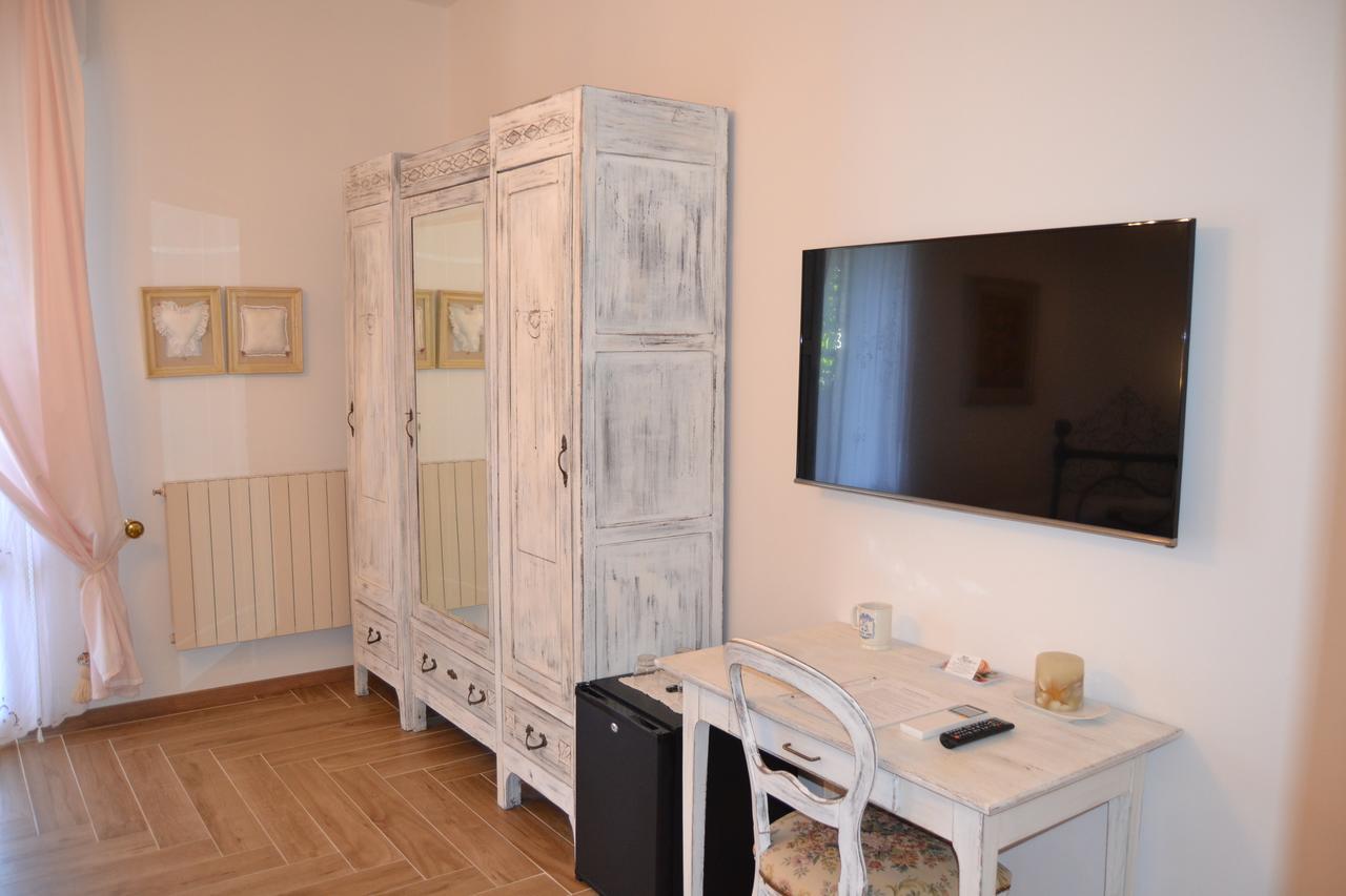B&B Villa Il Poggiolino Molino del Piano ภายนอก รูปภาพ